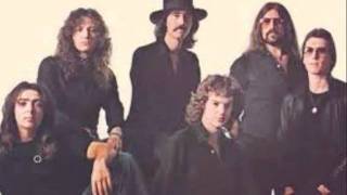 1.Intro 2.Sweet talker 3.Fool for your loooving 4.Love hunter 5.Ain...