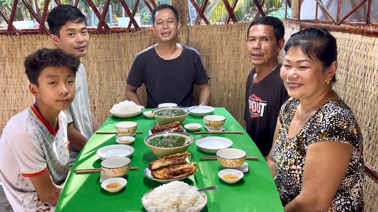 Cá Chim Trắng Chiên Muối Xã Ớt Canh Rau Tập Tàn cơm Đạm Bạc Mà Ngon /at6n