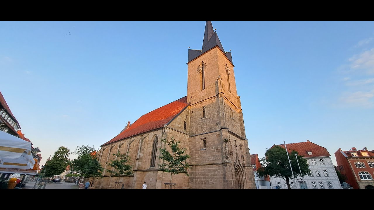 Die Glocken der Evang. Kirche St. Servatius in Duderstadt (Vollgeläut) (Außenaufnahme).