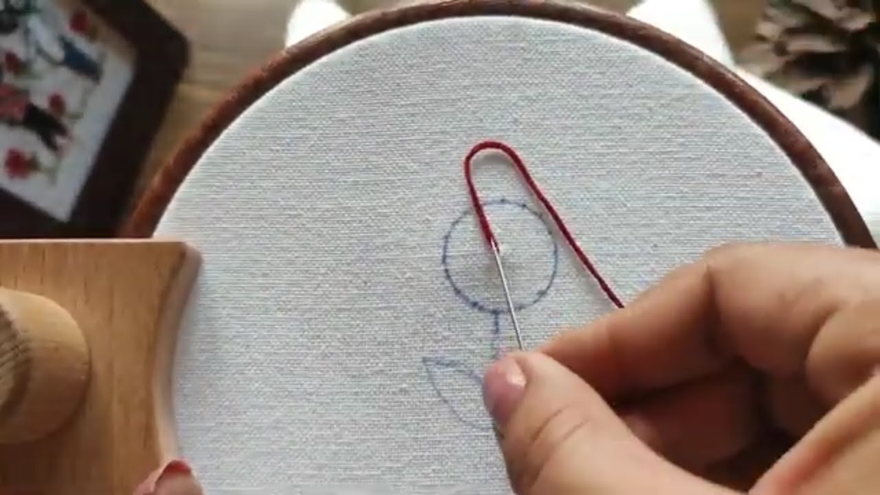 Super Easy Buttonhole Stitch Embroidery Designs Wheel Stitch flower