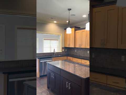 5507 Thornbrook Pkwy, Columbia, MO home video tour