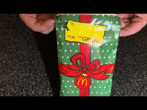 Nostalgamer 4K Unboxing The Grinch Meal Socks McDonald’s 2025 Christmas Promotion UK