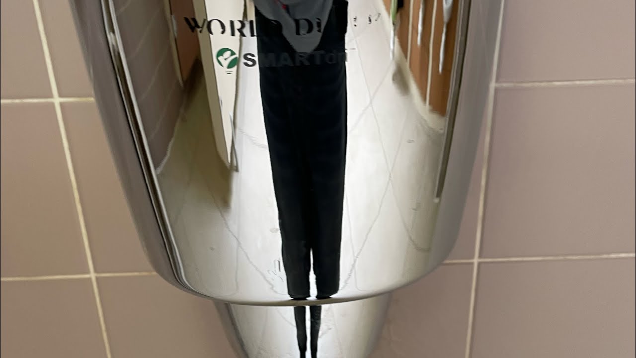World Dry Smart Dri hand dryer at Center Parcs, Leisure Bowl, 🚹