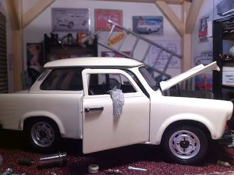 Trabant Diorama garage 1/24 NRD PRL EMPI-PRESS