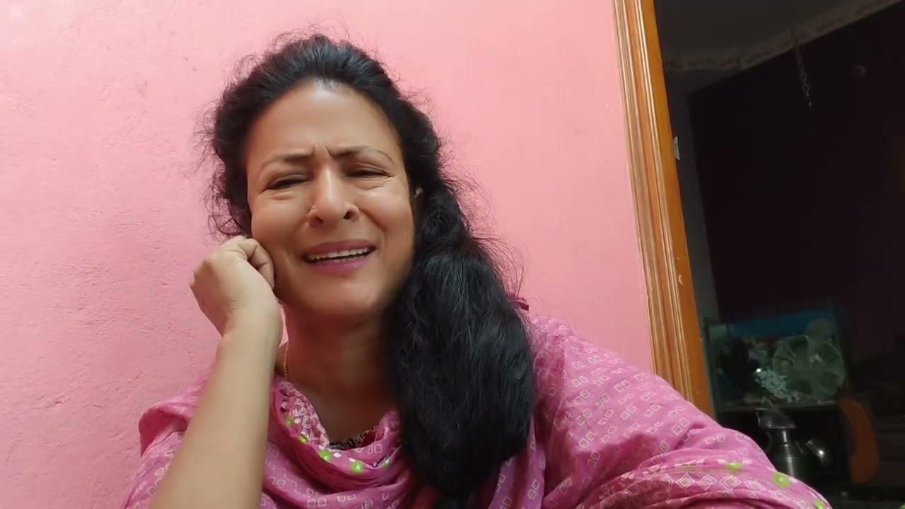 ஊர் அறிஞ்ச அவுசாரிக்கு எதுக்கு மாமா இவ்வளவு செம்பு தூக்குறேன்னு கேளுங்கடா செம்பு தூக்கிகளா 