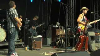 Video thumbnail of "Jackie Greene performs 'New Speedway Boogie'"