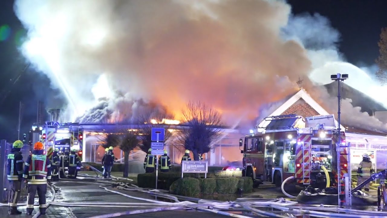 Feuer in Steinfeld: Tischlerei in Vollbrand