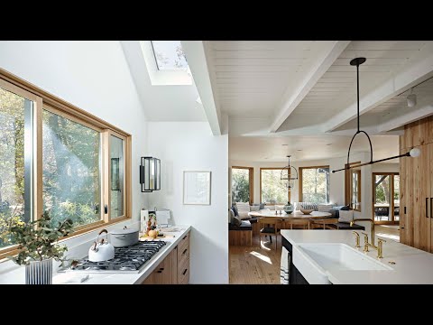 Video: Útulný interiér kuchyně pro kutily