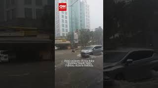 Hujan Deras dan Angin Kencang Landa Jakarta, Sejumlah Jalan Tergenang Banjir