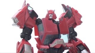 Video Review of the Transformers Generations: GDO Cliffjumper