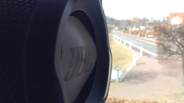 JBL CHARGE 3 PERFECT FOCUS!!