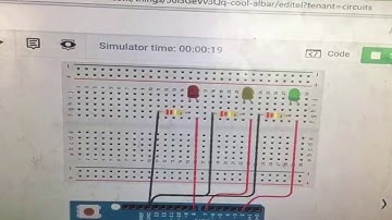 การทำไฟกระพริบ 3 ดวงโดยเขียนโปรแกรมภาษาซี
