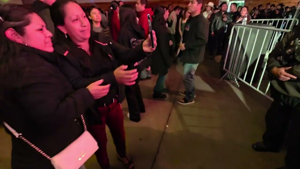 música En Vivo salón Avenue Los Angeles California 