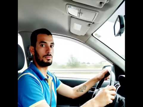 بطيب الخواطر وانا شايل هموم بالكوم