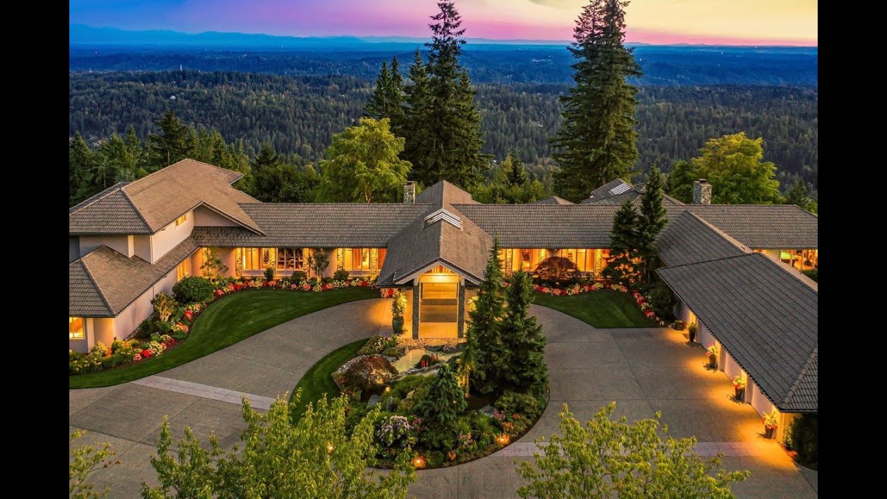 Captivating Modern Masterpiece in Issaquah, Washington | Sotheby's International Realty