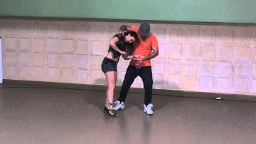 Zouk Berlin 2013 - 8 Pedrinho+Erika sequencia