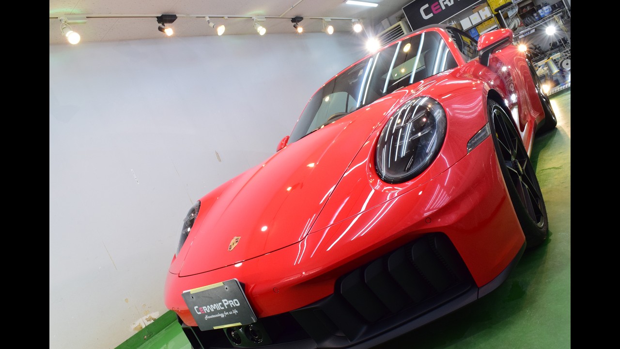 鮮烈なレッドを極限まで引き出す｜ポルシェ 911 カレラ4 GTS