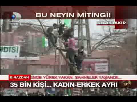 Diyarbakir'da Bu Neyin Mitingi!