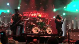 Sevendust "Black"