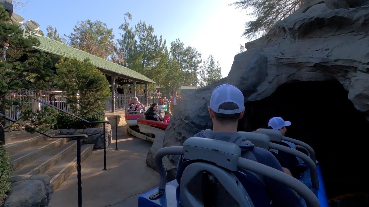 disneyland-january-2023-pt-3-flashback-with-the-mouse-01-19-23