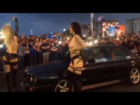 BMW და ლამაზი ქალები