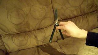 The Basic Extended Twirl + Tutorial 17 - Intermediate Balisong Move (SASZASTA)