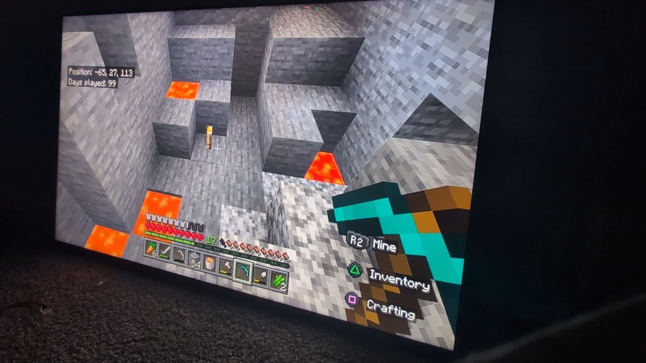 Playing Minecraft Everyday Until 1,000 Subs Day 4