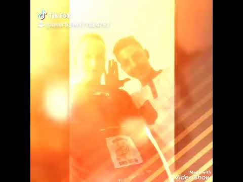 وانا شفت ناس يا زمن يتلبسو في الرجلين