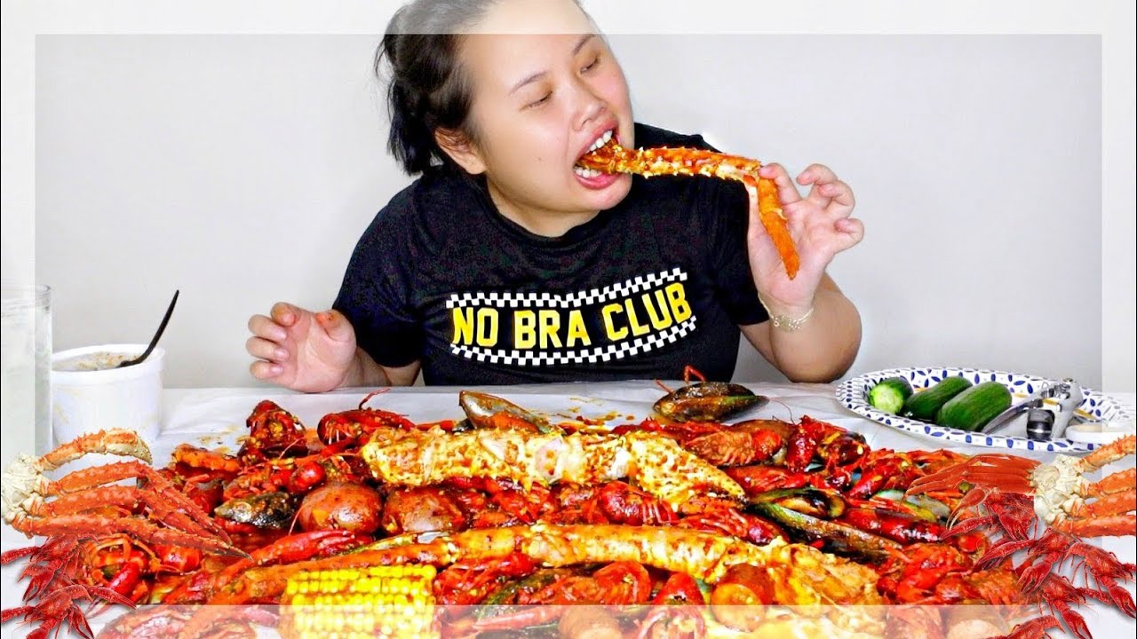 MUKBANG SEAFOOD BOIL! 먹방 (EATING SHOW!) KING CRAB + CRAWFISH + MUSSELS