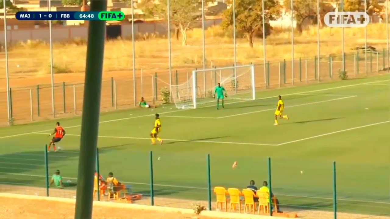 HENOCK BASSOMA BELEM // DEFENSEUR CENTRAL // MAJESTIC SC