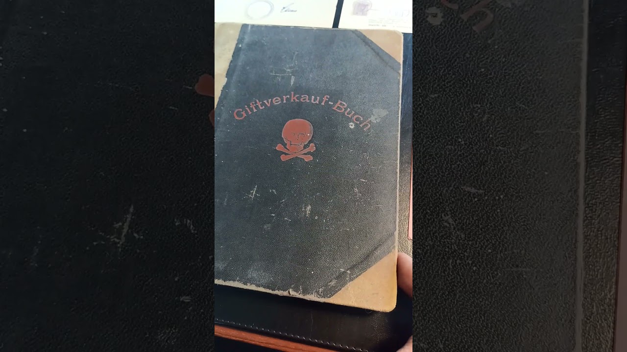 Giftbuch von 1895 mit Giftscheinen und einer Belehrung, gegen Mäuse, Ratten, Schwaben und Russen