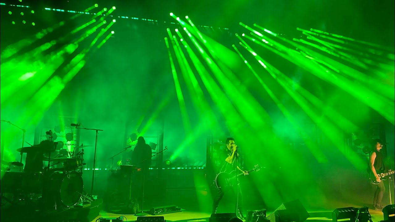 Nine Inch Nails - Red Rocks Night 2 - 2022 [4K] - YouTube