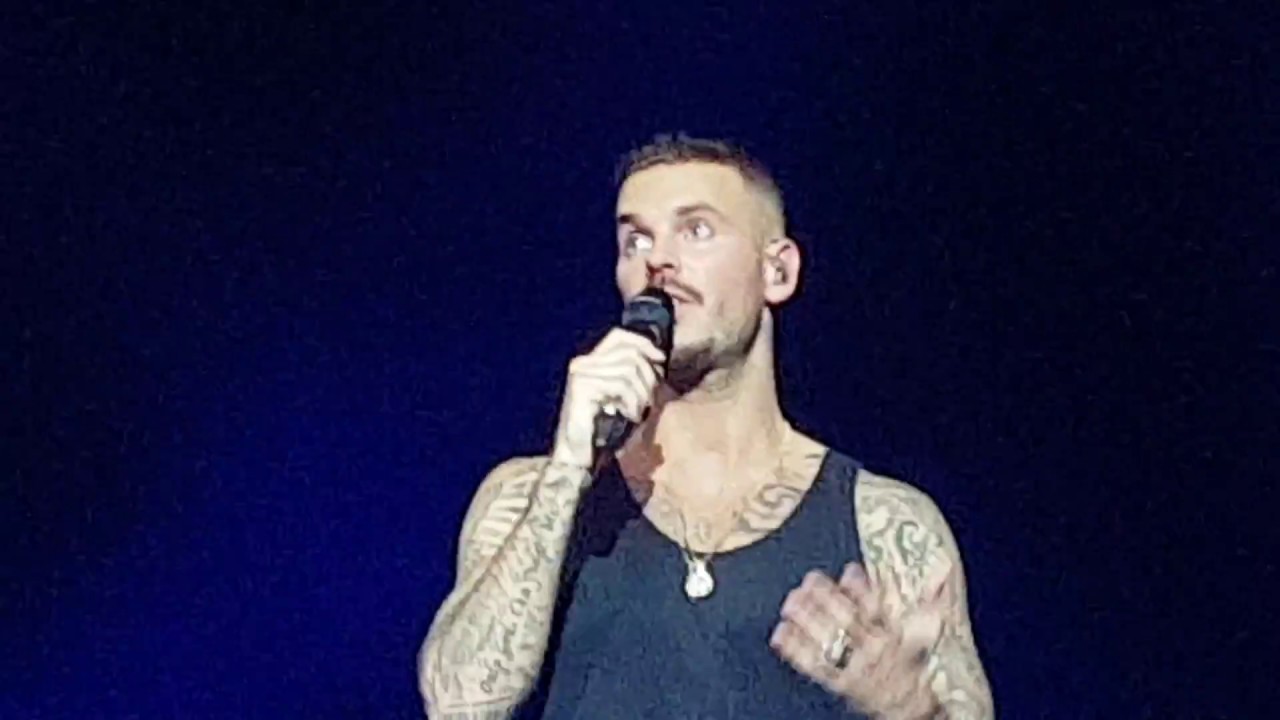 M Pokora - En larmes - Toulouse - Ovation 17-12-2017
