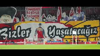 Video 647 Göztepe Tribünlerinin, Denizlispor Maçındaki Huriyet Temalı Koreografisi