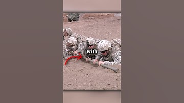 Hoe soldaten explosieven gebruiken om prikkeldraad in de strijd te verwijderen #marinecorps #mari...