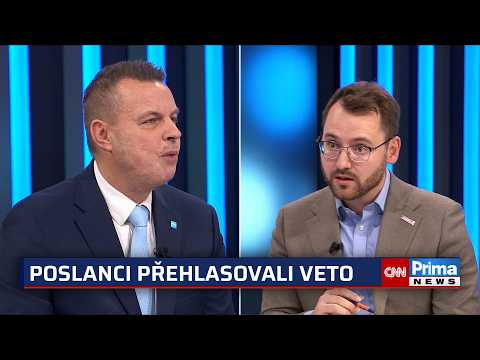 Vláda chystá čistky, obává se Papajanovský. Dobří úředníci nemusí mít strach, ujišťuje Rajchl
