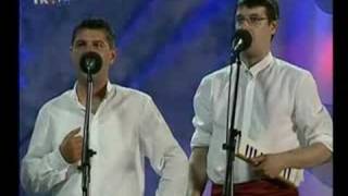 Video thumbnail of "Izresla ruža rumena - klapa Cambi (K. Kambelovac) - VDP Kaštela 2008"