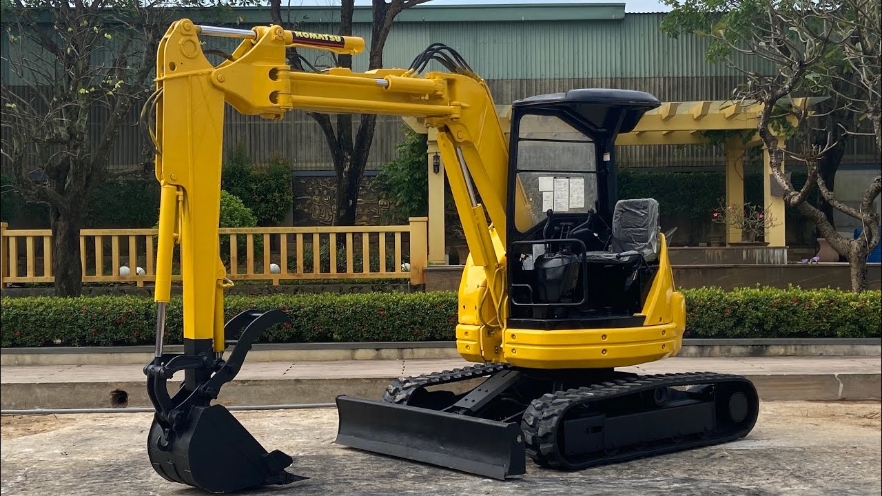Ads.024.03.Komatsu PC38UU-2 (4479) - YouTube
