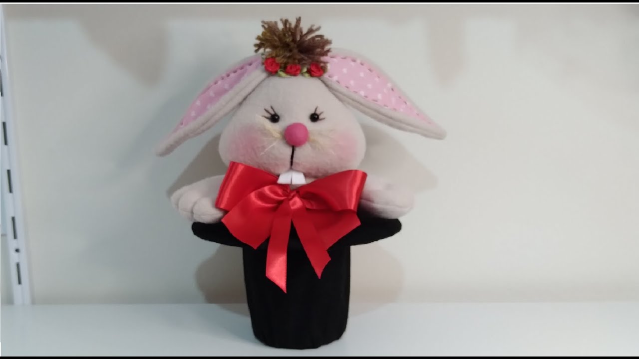 Coelho na cartola , feito com pote de manteiga