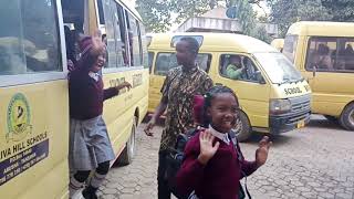 Komm mit in die Nariva Hill School