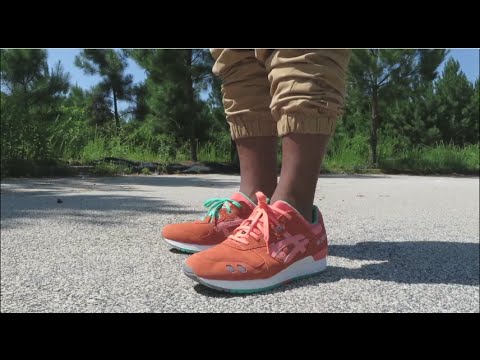 Overweldigen vervoer Horizontaal MY FIRST ASICS!!! GEL LYTE III 'FRESH SALMON' REVIEW AND ON FEET!!! -  YouTube