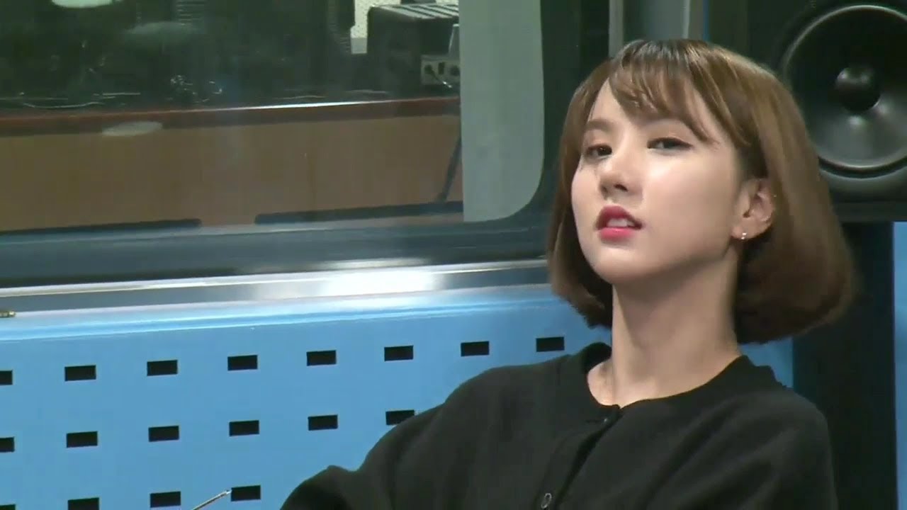 여자친구 은하의 꾸준한 섹시욕심과 섹시몰이