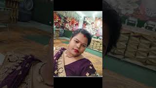 Maroon Colour Sariya Song Look Song