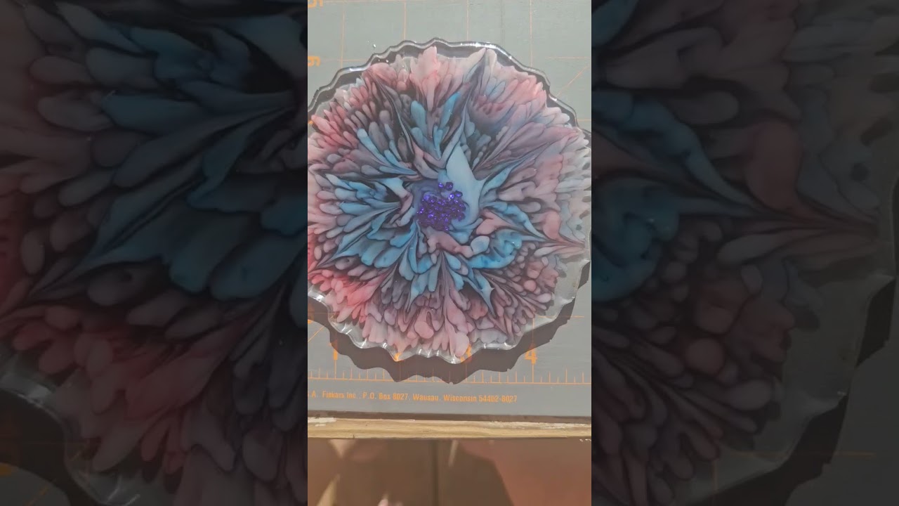 look at the details in this 3d dragon scale bloom! 