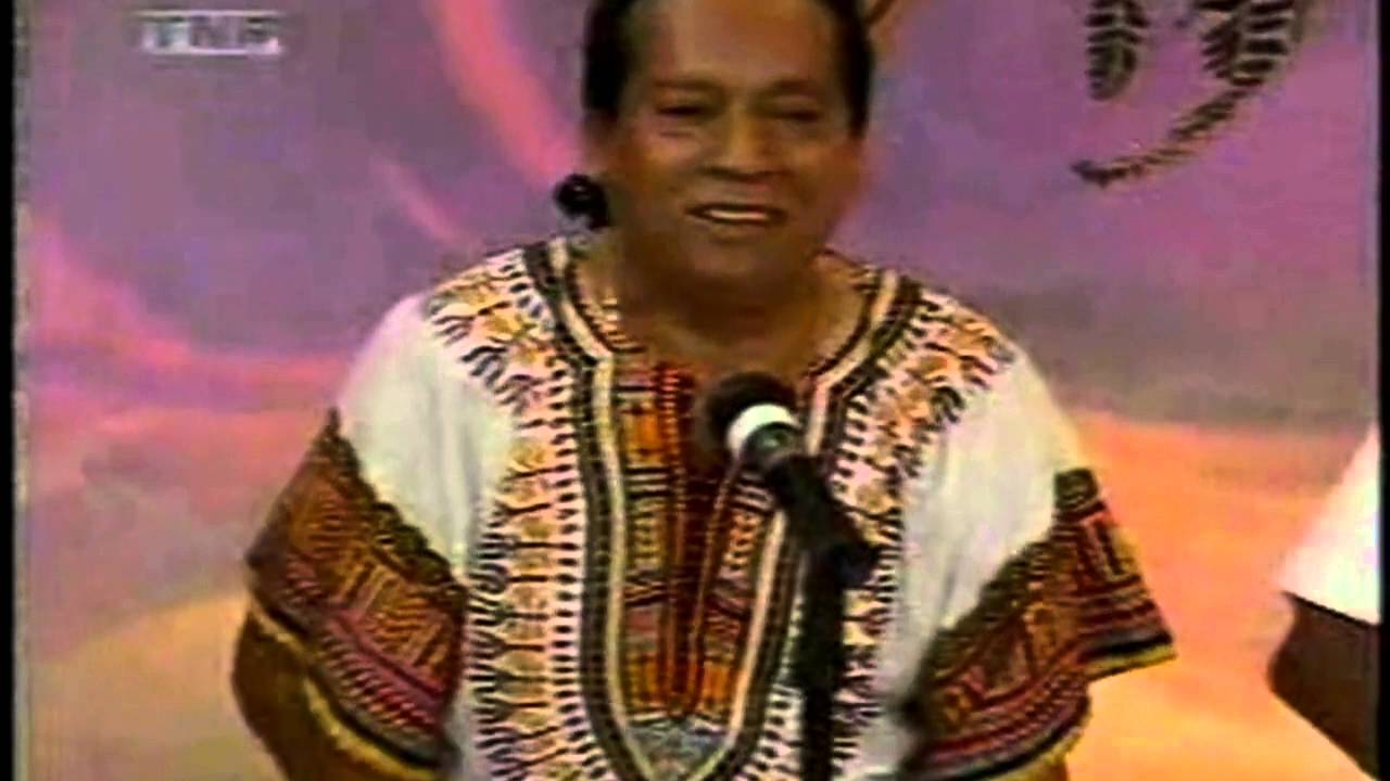 PEPE VILLALOBOS Y ABELARDO VASQUEZ, interpretan, MARINERA LIMEÑA,con grandes cajoneadores peruanos