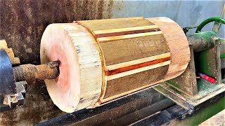 The Best Combination And Harvesting Of Rough Wood By A Carpenter Working On A Lathe