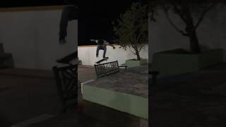 Late nights before Matt’s bedtime #skateboarding #brotherskatingskating #skateboard #mojo #skate