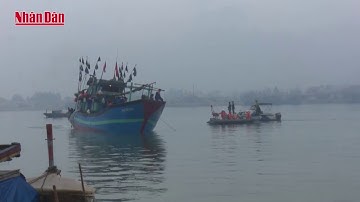 Nghệ An Cứu thành công 15 thuyền viên và lai dắt tàu cá bị chìm trên biển