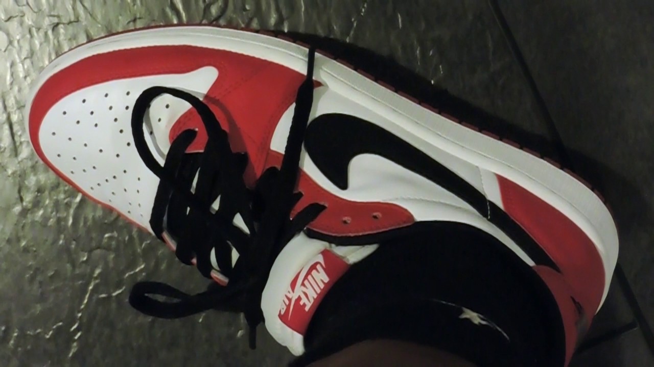 Air Jordan 1 Low Og Chicago On Feet Youtube