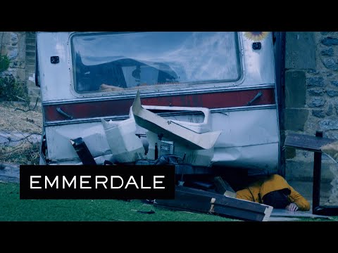 Emmerdale - A Caravan Lands on Liv and Vinny Crushing and Trapping Them